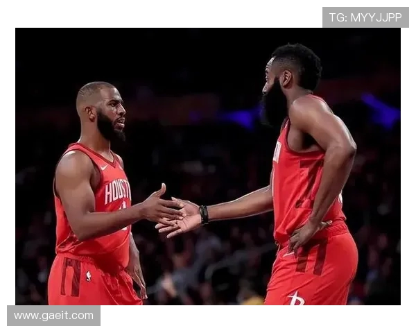 保罗加盟火箭队全过程及交易视频合集